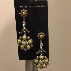 NEW YORK & CO EARRINGS